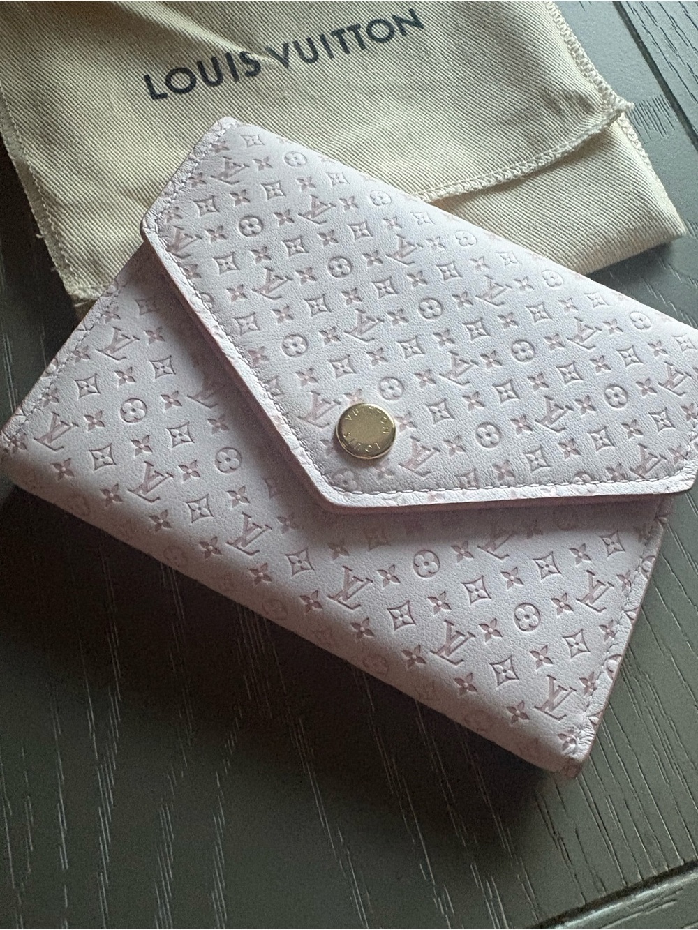 Louis Vuitton Victorine Wallet Light Bliss